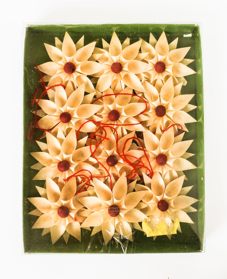 Vintage wooden Christmas tree decorations Star or flower shape 12 pieces unused original box Planed wood natural light and dark colours