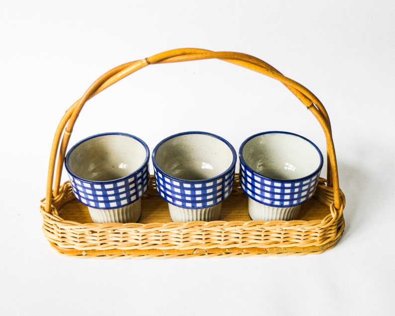 Vintage 70s 80s wicker basket tray with 3 ceramic mugs Perfect for your summer picnic in the garden or breakfast coffee cups image 6