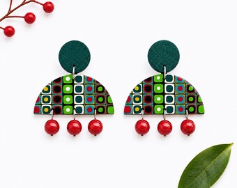 Kleurrijke statement oorbellen, funky groene oorbellen, retro sieraden van polymeerklei uit de jaren 60