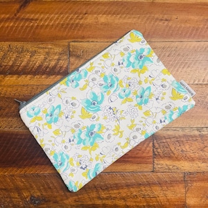 Rifle Paper Co Floral Zippered Pouch, Travel Pouch, Pencil Case, Purse Organizer, Makeup Bag, Travel Bag