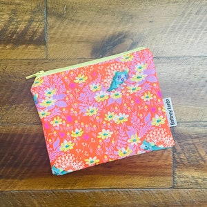Change Purse, Coin Bag, Coin Purse, Coin Pouch, Gift Card Holder, Gift Idea, Tula Pink, Floral, Hedgehog