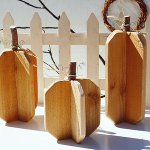 Rustic Wood Pumpkins Rustic Pumpkins Fall Porch Decor Thanksgiving Decor Halloween Decor Primitive Fall Decor Primitive Pumpkin DIY Pumpkins