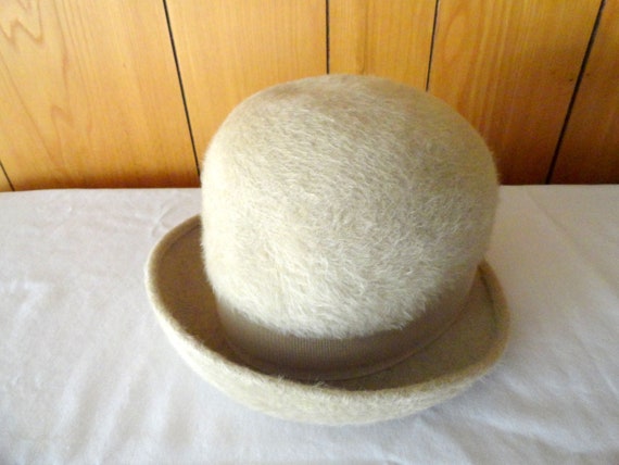 Vintage ladies hat, 1950s rolled brim wool Cloche… - image 3