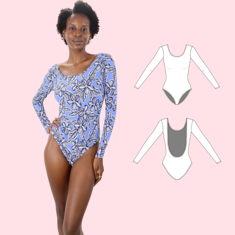 Puede incluir: Un body de manga larga con un estampado floral azul. La imagen muestra a una persona usando el body, junto con dibujos t&eacute;cnicos de las vistas delantera y trasera. El body tiene un escote redondo y una espalda baja.