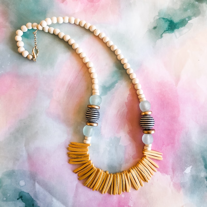 Coco stick necklace