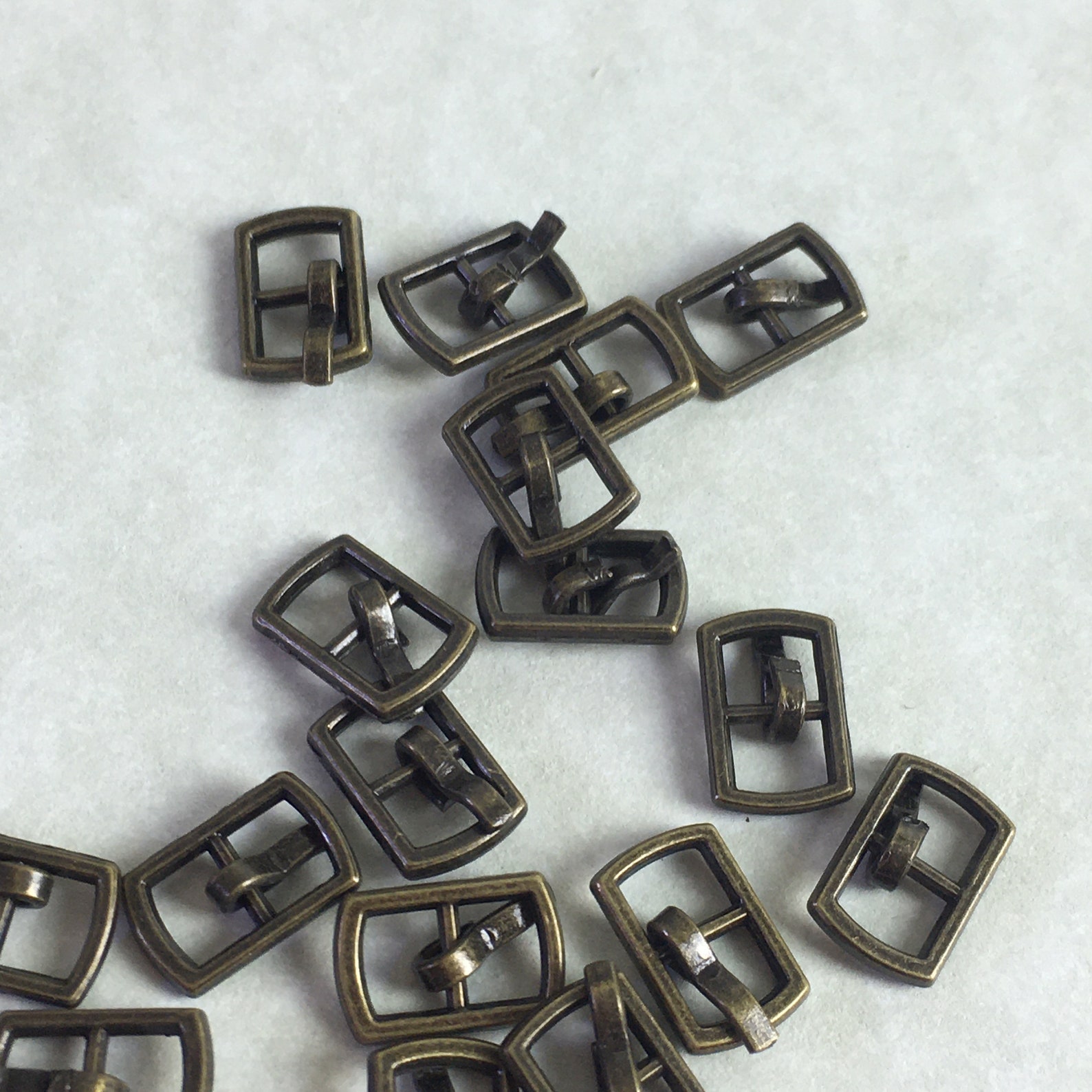 Miniature Belt Buckles 7 X 10.5 Mm, 5 Count, DIY Doll Clothes, Sewing