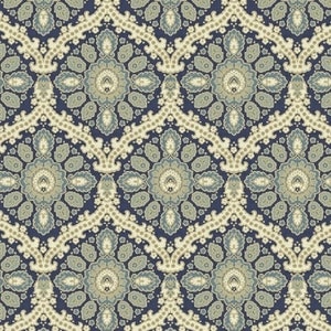 Puede incluir: Un patrón sin costuras con un diseño repetitivo de intrincados motivos florales en tonos azules, verdes y crema. El patrón recuerda a los diseños tradicionales de paisley o damasco.