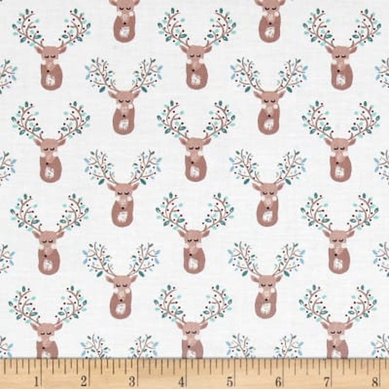 Pine Grove Sleeping Deer Christmas Deer by the 12 Yard Dear Stella 701 White 100/% Premium Cotton