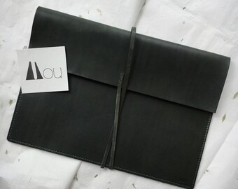 Handmade Handcrafted Laptop sleeve MacBook iPad case Vegetable tanned Leather