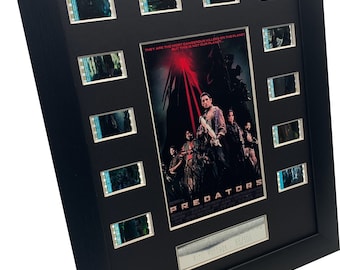 Predators  (2010)  35mm orginal filmcell  ( We recommend adding the lightbox when ordering)