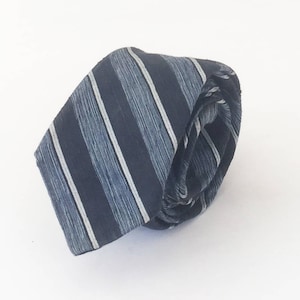 Men&#39;s thin tie: men&#39;s skinny tie, men&#39;s slim ties, rockabilly tie, vintage skinny ties, diagonal striped tie, blue tie
