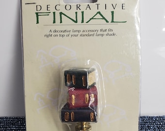 Pomello per paralume a forma di pila di libri in ottone vintage (NAV1)