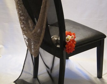Chairback formale minimalista, Voile nero con elegante Mocha Rose Almera pizzo