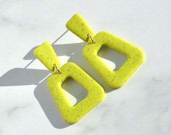 Pendientes de arcilla polimérica de lima moteada