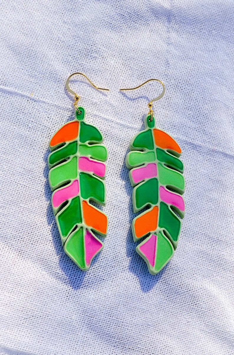 Hand painted banana leaf earrings Wire