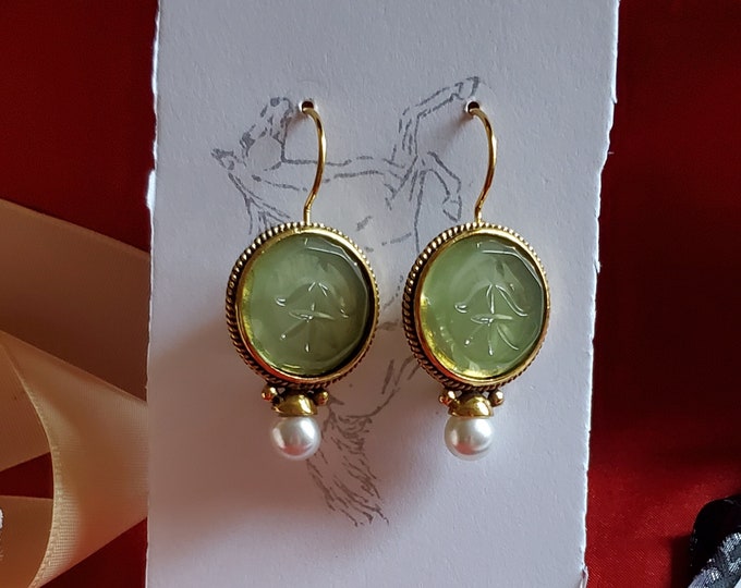 E-0750A - Round Green Glass Intaglio and Pearl Gold Earrings - Revival, Regency, Intaglio