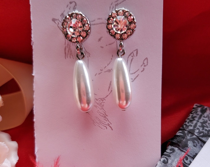 E-0685 - Clear Forget Me Not Cluster Post with Glass Pearl Teardrop Earrings