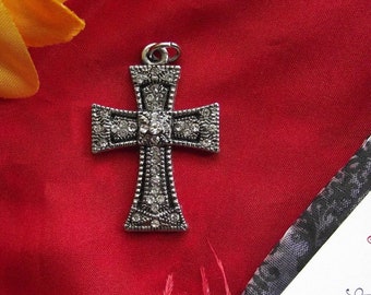PE-0005 - Multiple Crosses - Large Fleur de Lis and Small Crystal and Steel Crosses - Georgian Cross, Budded Cross, Christian Cross