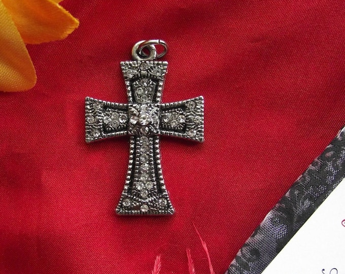 PE-0005 - Multiple Crosses - Large Fleur de Lis and Small Crystal and Steel Crosses - Georgian Cross, Budded Cross, Christian Cross