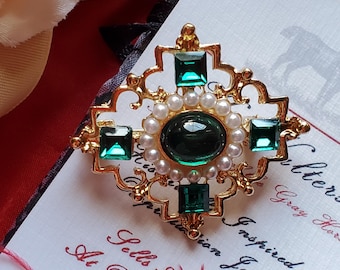 BR-0010 - Elizabethan Style Crystal and Glass Pearl Brooch - Tudor, Medieval, Georgian Style