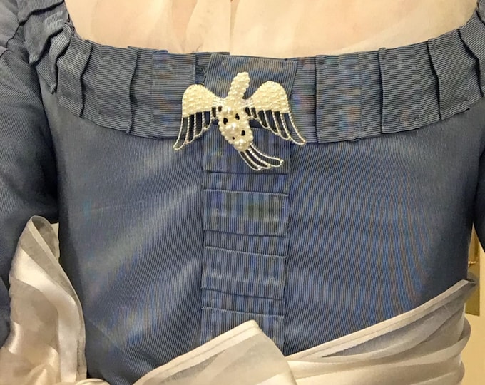 BR-0094 -  Dove of Peace Martha Washington Reproduction Brooch