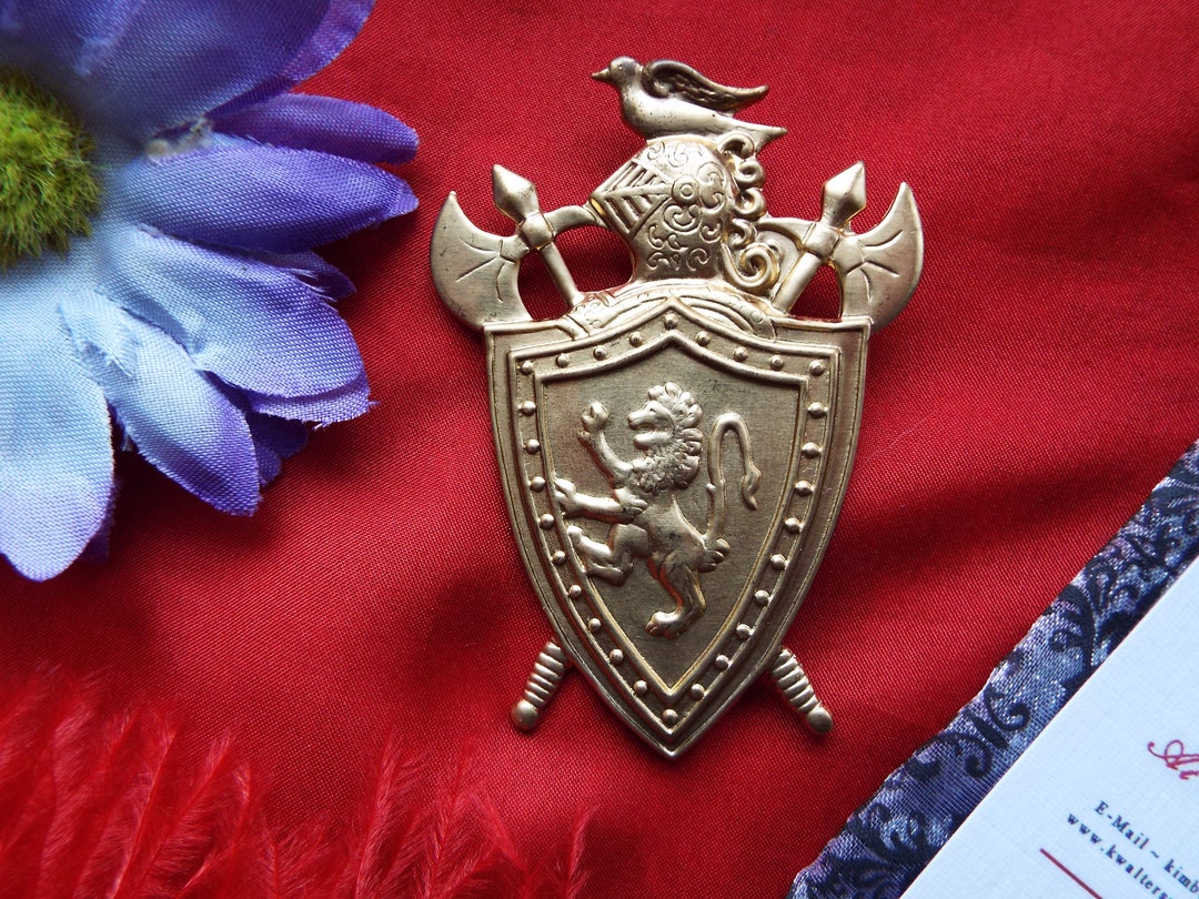 BR0016A Shield Coat of Arms Brooch, 18th Century Brooch, Royalty