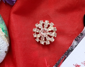 BU-0005 - Vintage Style Forget Me No Pin Shank Silver Buttons - 11/16 inch, Button, Clear Crystal Button