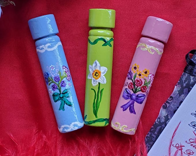 PE-0098F - Handpainted Floral Pin or Needle Case - Equipage, Etui, Sewing, Sewing Item, Quilting, Needle Case, Hand Painted, Handmade