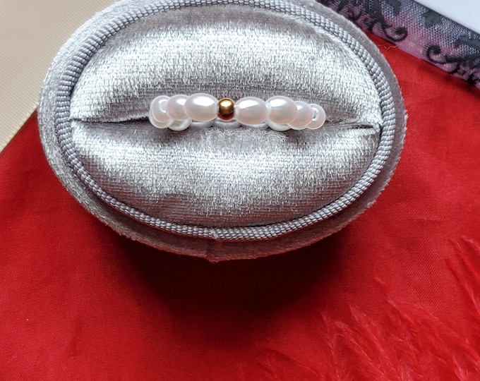 R-0009 - Glass Seed Pearl Ring - Stacking, Simple