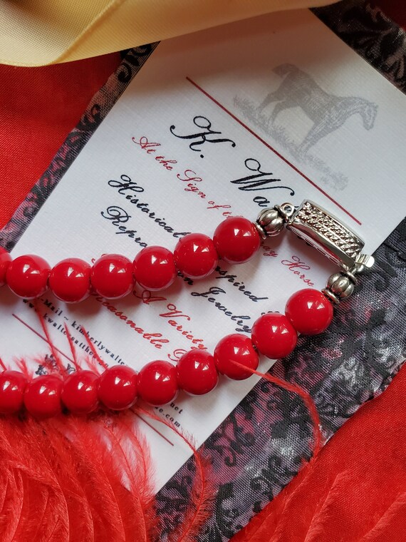 Round bead deals necklace