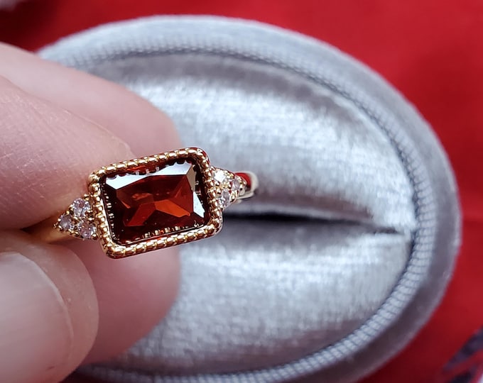 R-0102 - Red and Clear Crystal Rectangular Ring - Medieval, Georgian