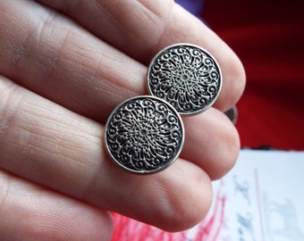 SL-0029 - Silver Medallion Pewter Button Sleeve Links - 5/8 inch, Cuff Links, Sleeve Buttons, Buttons