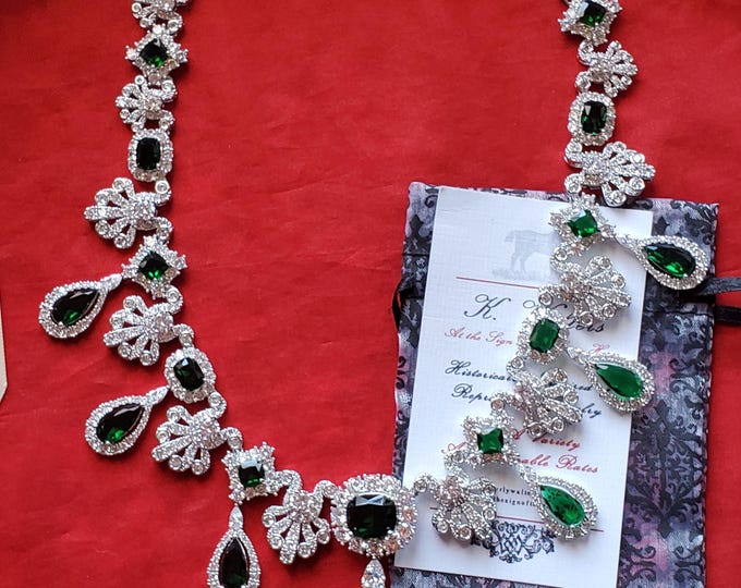 S-0000 - Emerald and Clear Statement Collet Necklace - Empress Josephine