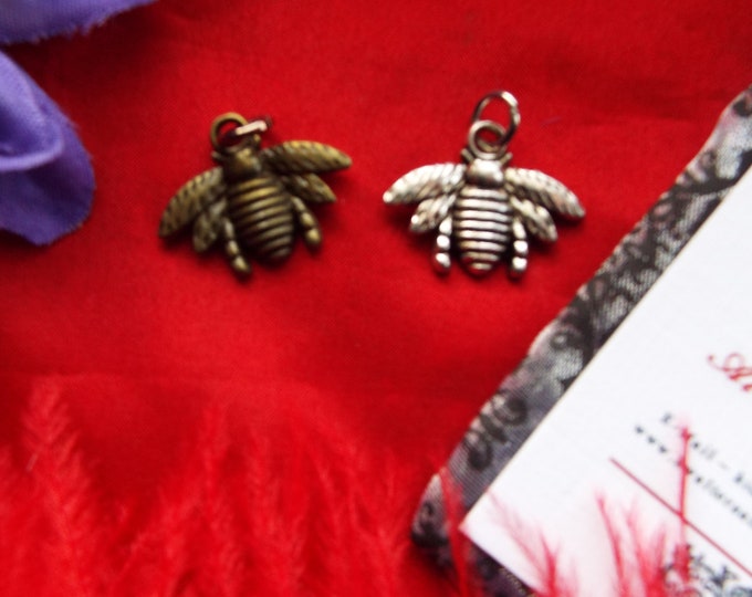 PE-0082A - Bee Pendant in Antiqued Gold or Pewter - Chatelaine, Watch Chain Charm, Victorian Pendant, Equipage Charm, Bee Charm