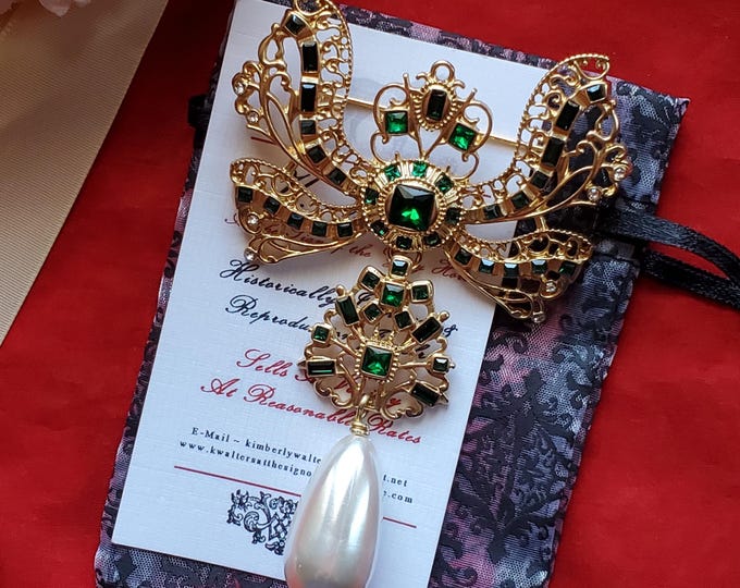 BR-0103 - Green Iberian and Glass Pearl Brooch - Reproduction
