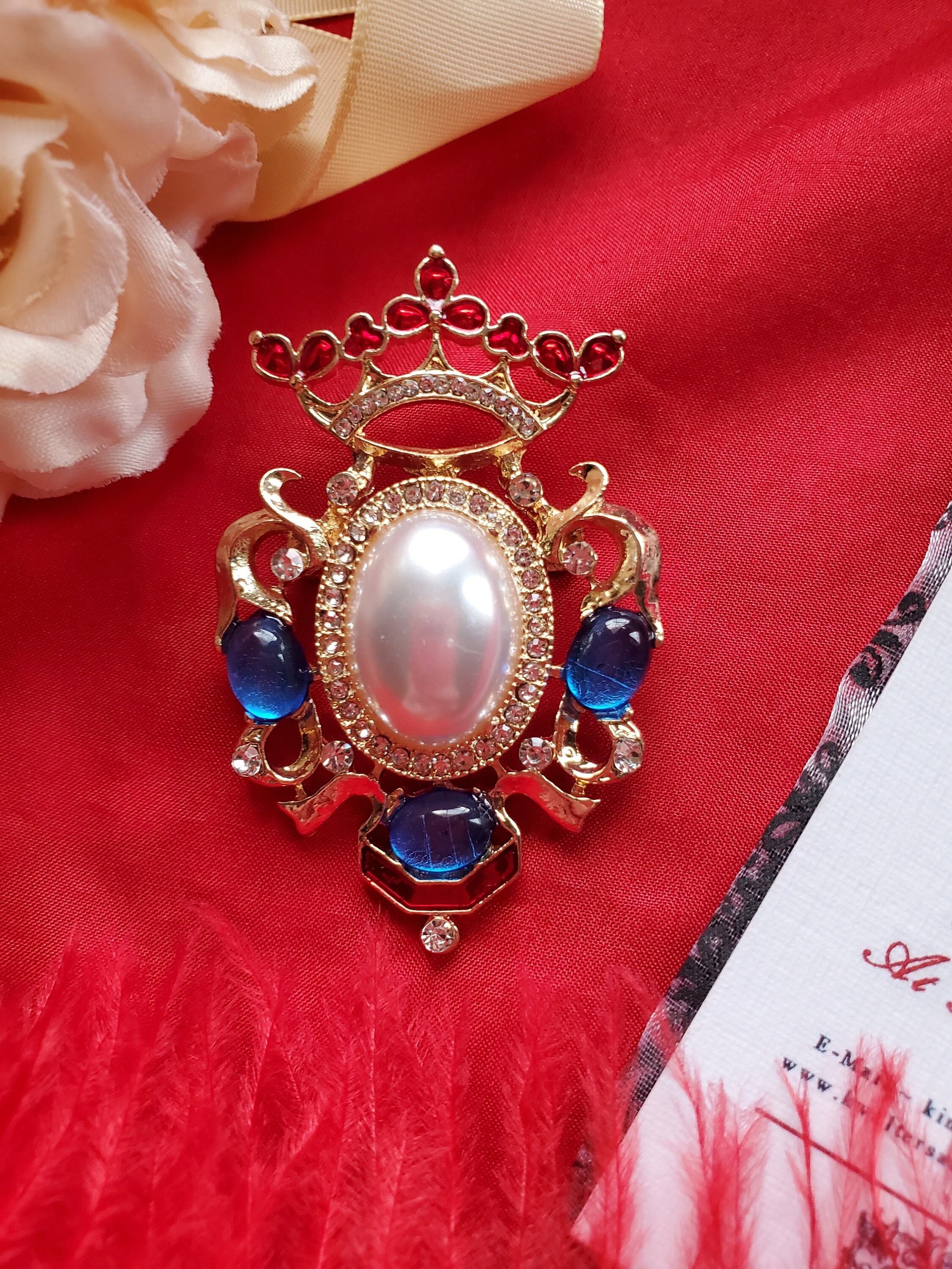 BR-0034 Crown Coat of Arms Style Brooch 18th Century - Etsy