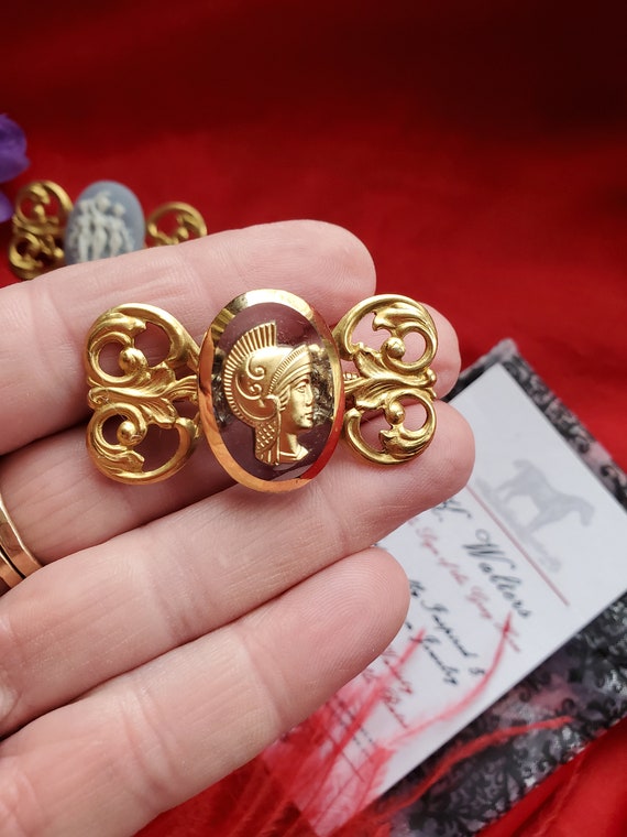 Broche Vintage Style 18e Siècle - Métal Doré Avec Camée Et Strass, Occasion