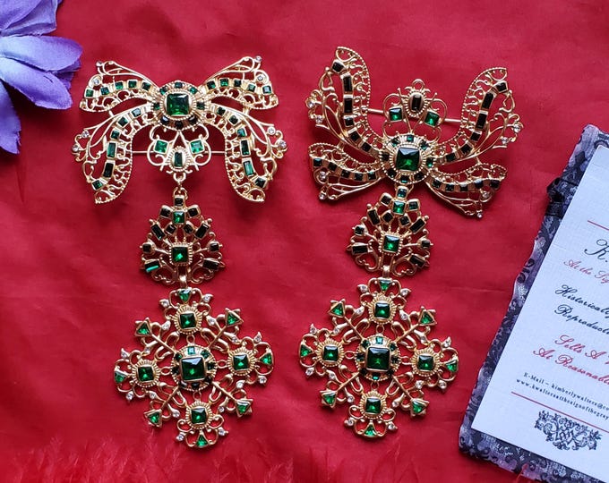 BR-0150 - Spanish Iberian Reproduction Crystal Georgian Brooch or Pendant - Weddings, Prom, Stomacher, Statement