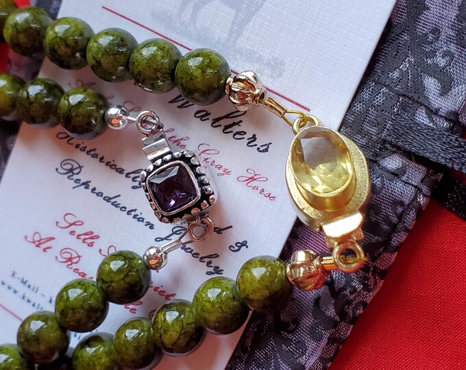 N-0100 - Dark Green Quartzite Necklace with Bali Clasp