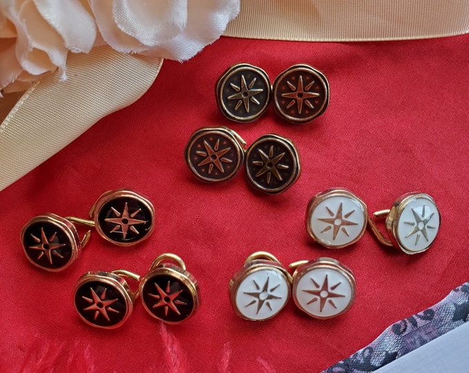 SL-0034 - Enameled Cufflinks also known as Sleeve Links, 17th century, 18th century, 19th century, early 20th century