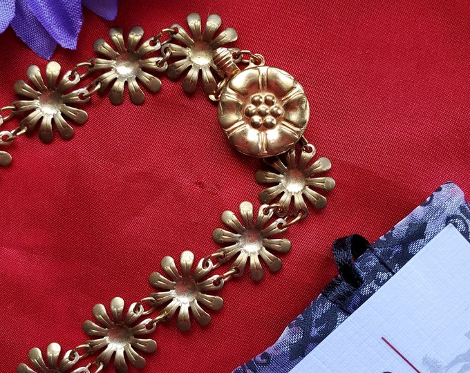 N-0163 - Sunflower Brass Necklace