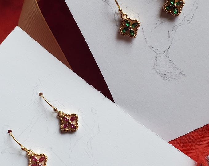 E-0634 - Clover Crystal Earrings - Simple, Green, Rose