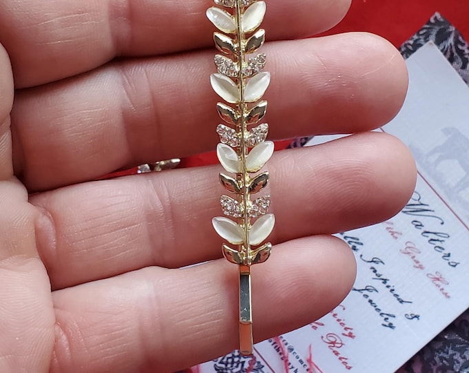 HA-0005 - Opaline and Crystal Laurel Leaf Bobby Pins