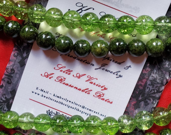 N-0065E - Green Quartz Round Bead Necklace - Georgian, Victorian, Renaissance, Regency, Quartz