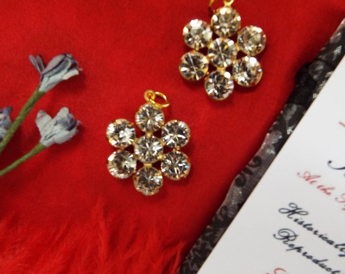 PE-0091F - Flower or Rhinestone Pendant - Georgian Pendant, Regency Pendant, Sapphire Pendant