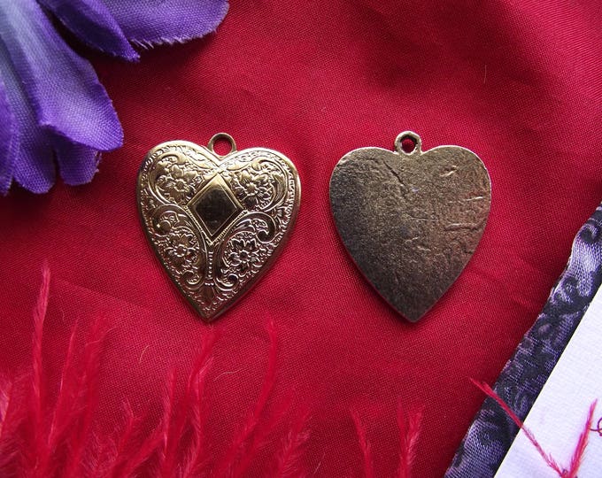 PE-0075PM - Brass Georgian Heart Pendant - Reenactor Jewelry, Chatelaine Charm, Georgian Pendant, Faceted Heart, Vintage Brass Heart