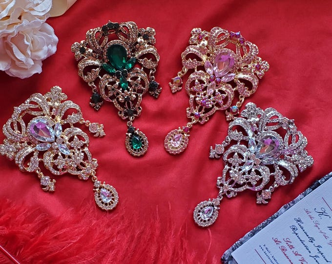 BR-0099 - Crystal Floral Brooch - Stomacher, Scarf