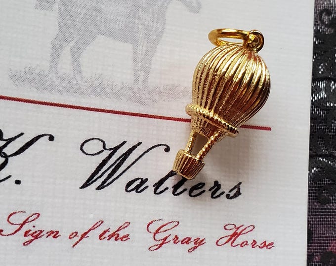 PE-0202A - Gold Plated Balloon Pendant