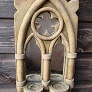 Gotische boogspiegel stenen tuinornament dubbele kandelaar antieke afwerking 36 cm/14" hoog (s)