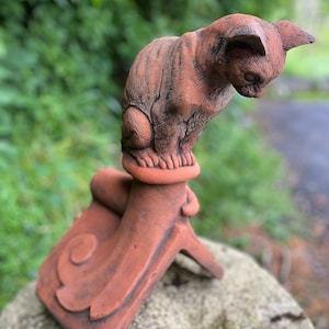 Curious Cat roof finial 90 degree angled decorative stone ridge tile original design